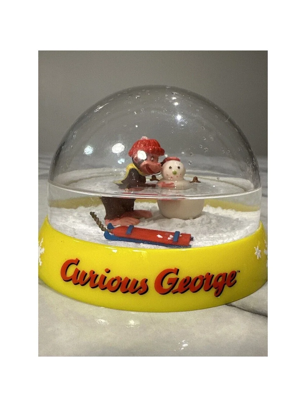 2006 Curious George Retro Plastic Christmas Snow Globe Universal Studios Holiday